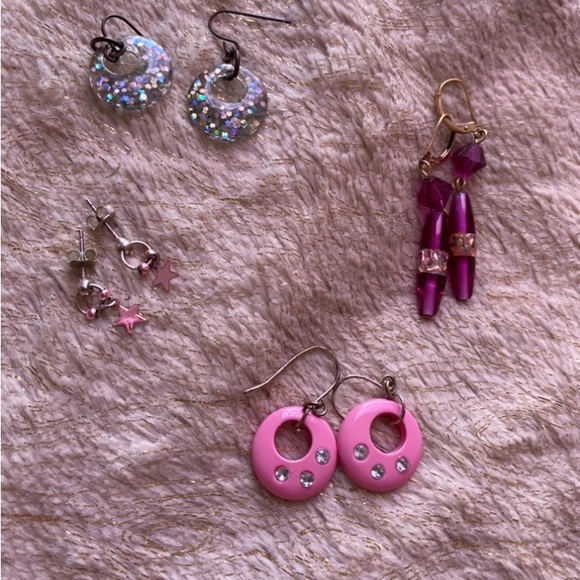 4 earrings bundle - Picture 3 of 8